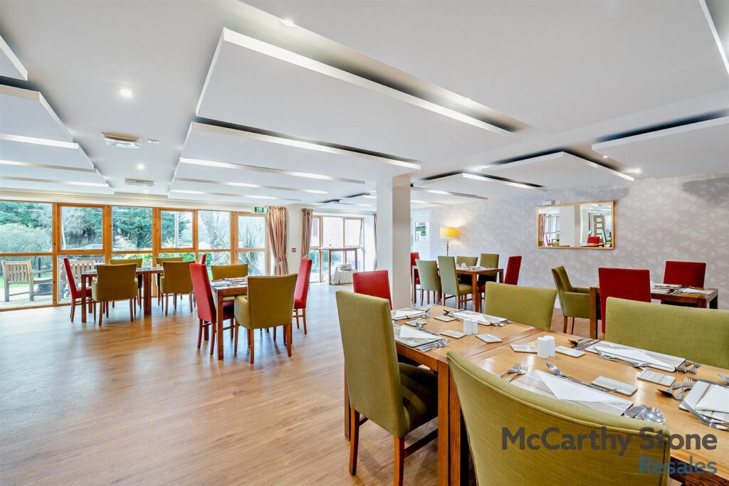 Ellisfields Court, Mount Street, Taunton TA1 3SS