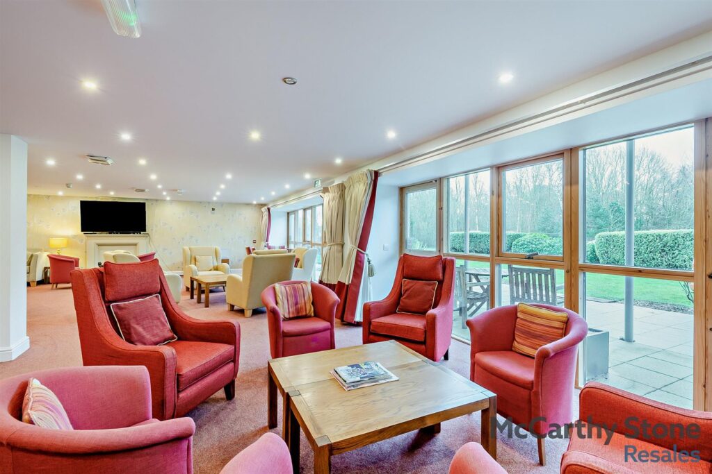 Ellisfields Court, Mount Street, Taunton TA1 3SS
