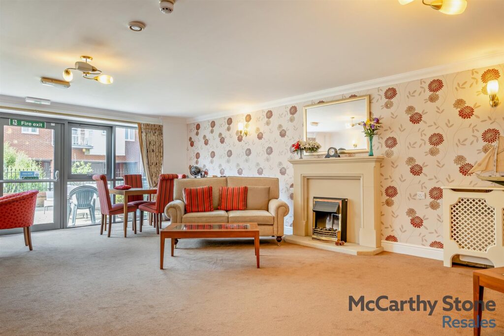 3 Medina Court, Old Westminster Lane, Newport, Isle of Wight, PO30 5PW