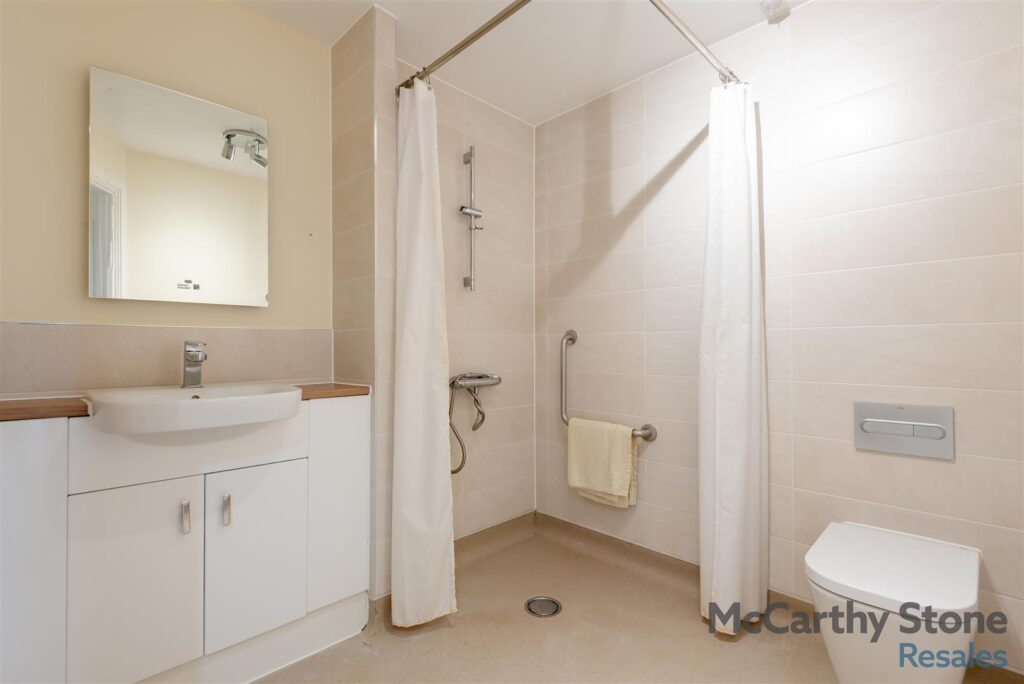 Thorneycroft, Wood Road, Tettenhall, WV6 8PR