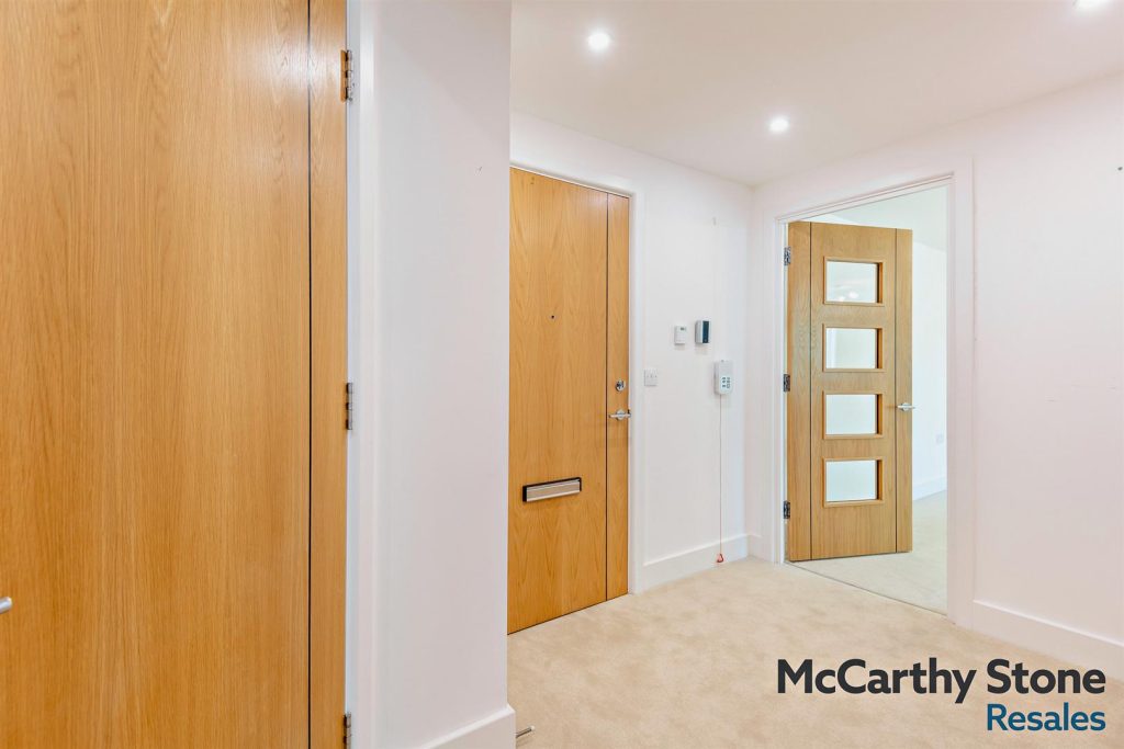 Horsley Place, High Street, Cranbrook, Kent, TN17 3DH