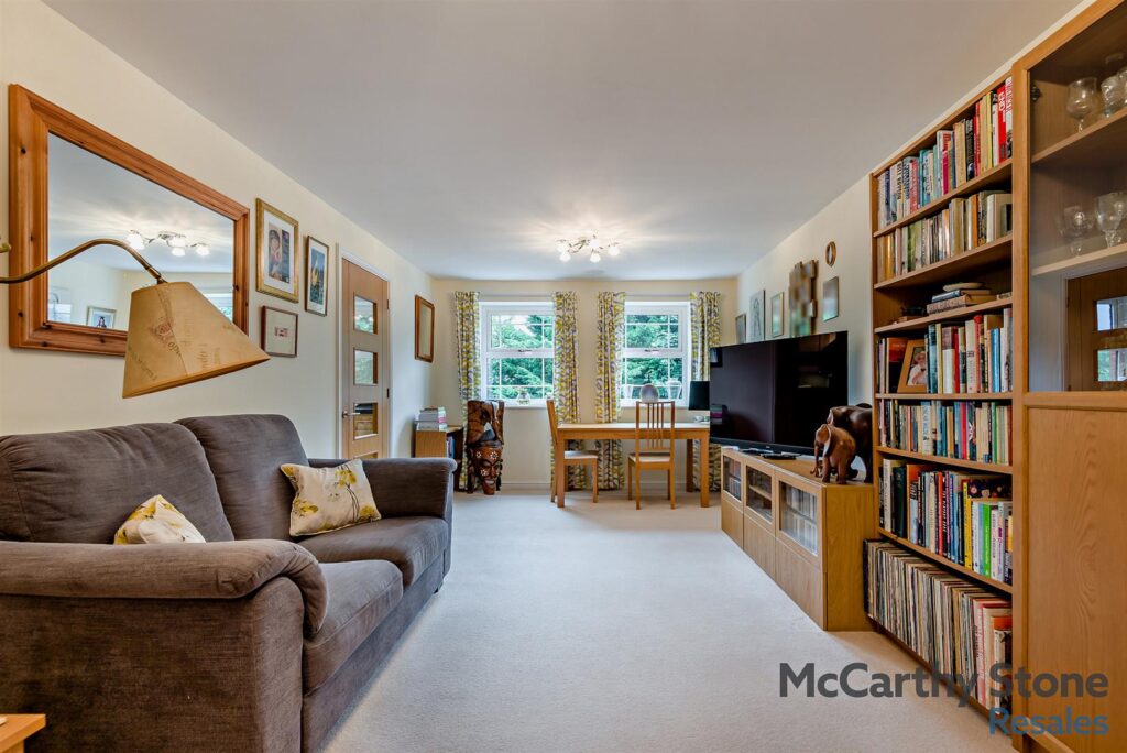 Cainscross Road, Stroud