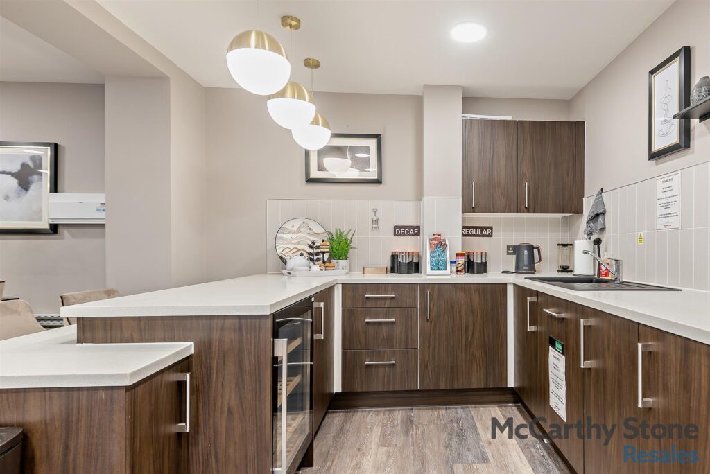 8 Hampton Place, Hampton Close, Southampton SO15 5QR