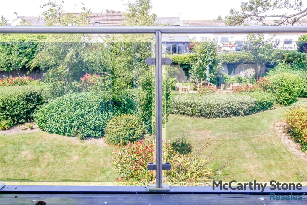 Bangor Road, Benllech, Tyn-y-Gongl, Anglesey, Gwynedd, LL74 8TF