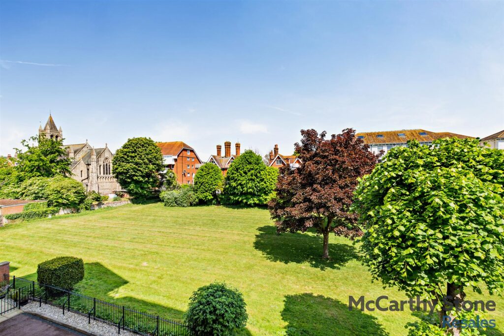 Martello Court, Jevington Gardens, Eastbourne, BN21 4SD
