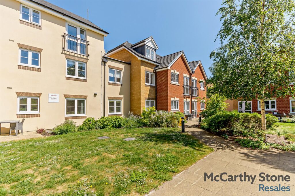 Churchfield Road, Walton-On-Thames