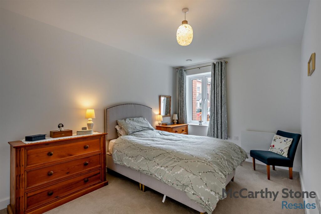 Eagle Way, Martlesham Heath