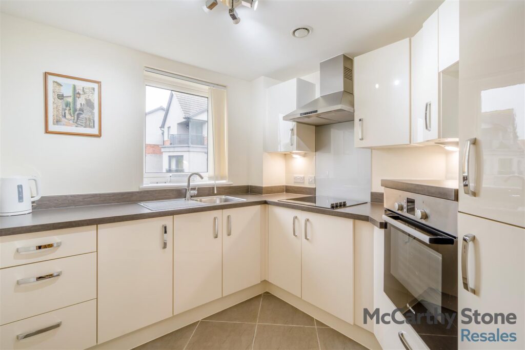 Crocus Court, Station Road, Poulton-Le-Fylde, FY6 7XJ