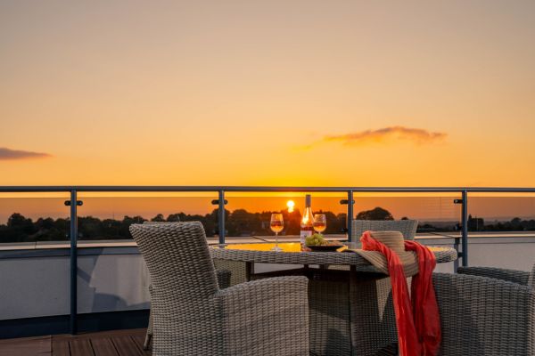 a stunning sunset at williamson court