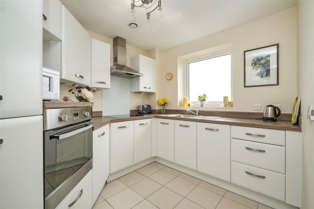 Wardington Court, Welford Road, Northampton