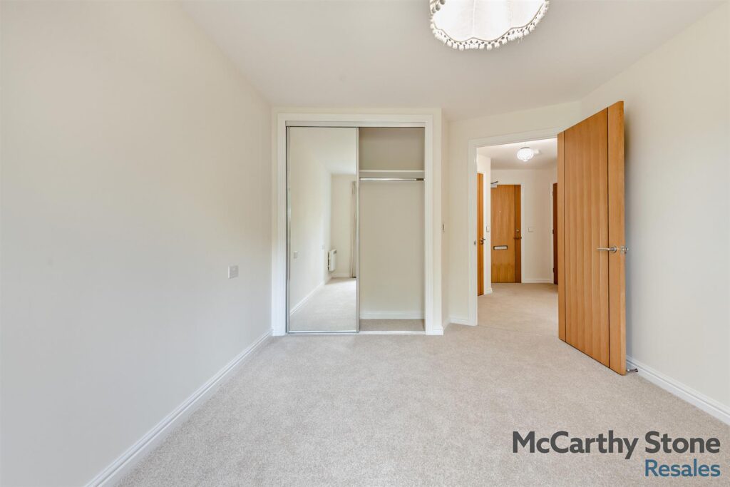 Farringford Court, 1 Avenue Road, Lymington, Hampshire