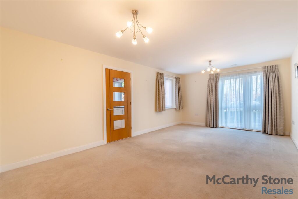 Moorfield Road, Denham, UB9 5BY