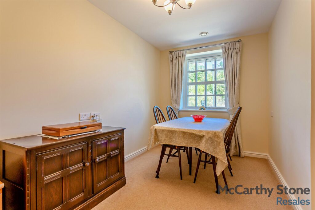 Barnhill Court, Barnhill Road, Chipping Sodbury, Bristol