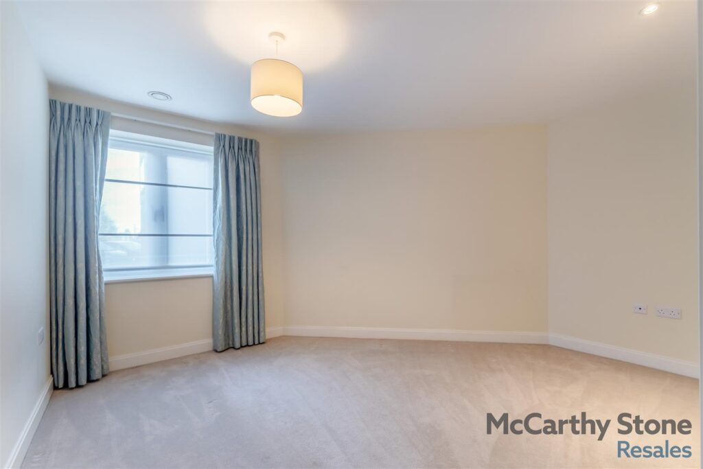 Moorfield Road, Denham, UB9 5BY