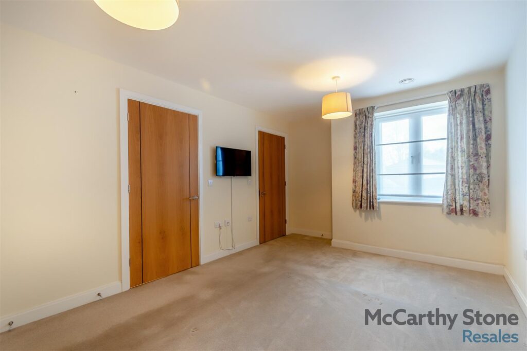 Moorfield Road, Denham, UB9 5BY