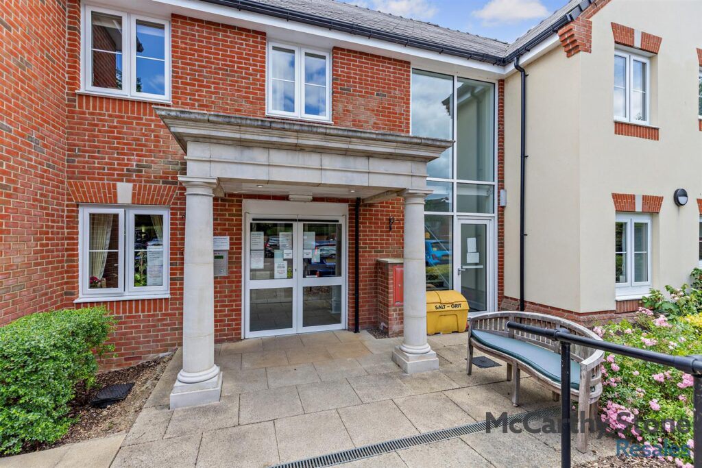 Park House, Old Park Road, Hitchin