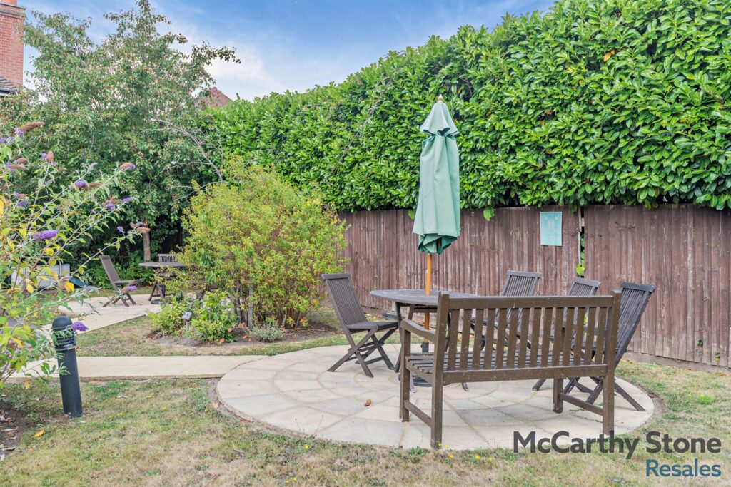 Farringford Court, 1 Avenue Road, Lymington, Hampshire