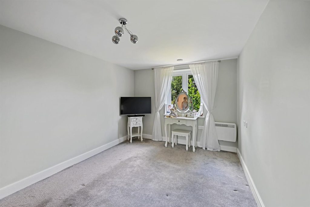 Tythe Court, White Hart Lane, Romford, London, RM7 8LZ