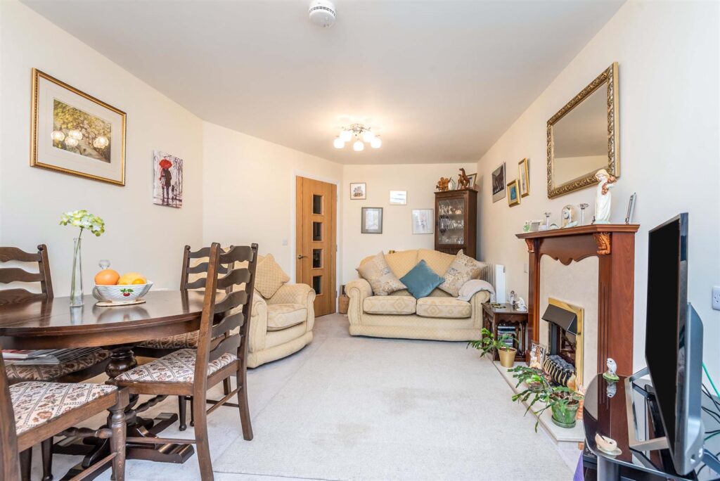 Deans Park Court, Kingsway, Stafford, Staffordshire, ST16 1GD