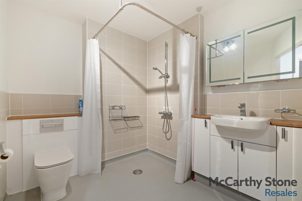 Goldwyn House, Studio Way, Borehamwood