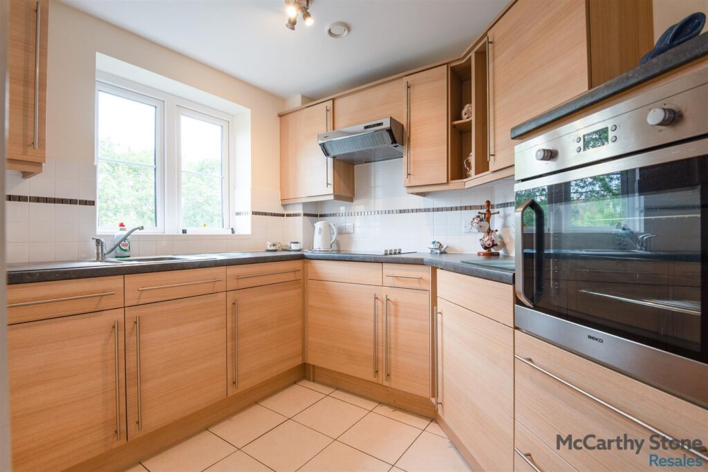 Goodes Court, Royston, Herts, SG8 5FF