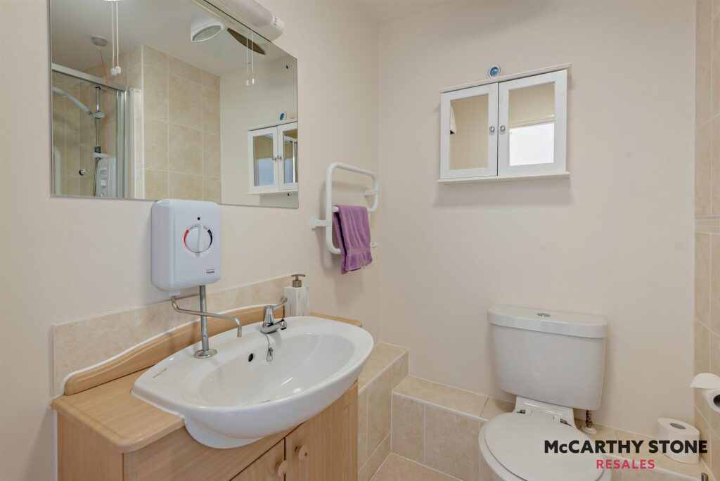 Charter Court, Retford