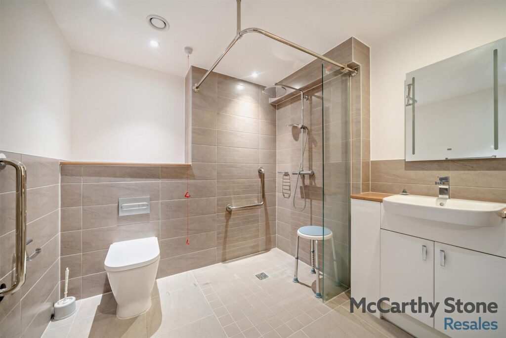 345 Reading Road, Henley-On-Thames