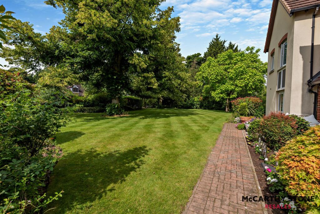 Charter Court, Retford