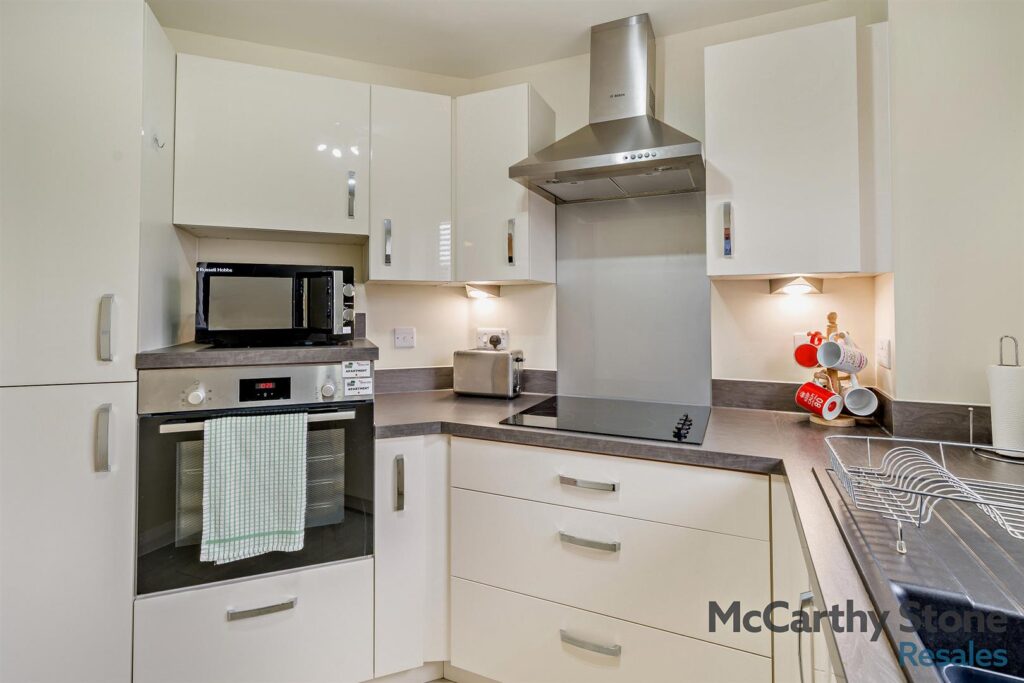 Balshaw Court Burlington Gardens Leyland PR25 3EX