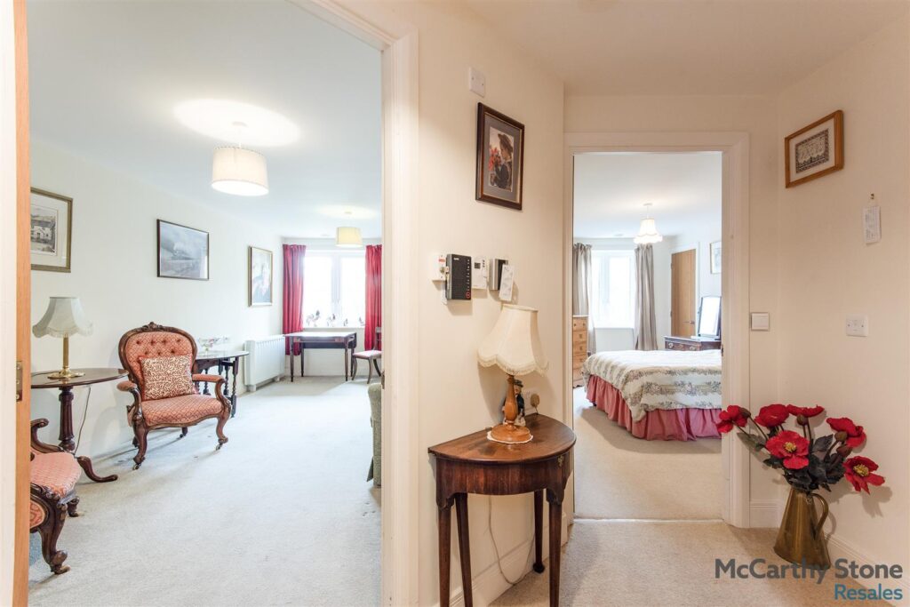 Goodes Court, Royston, Herts, SG8 5FF