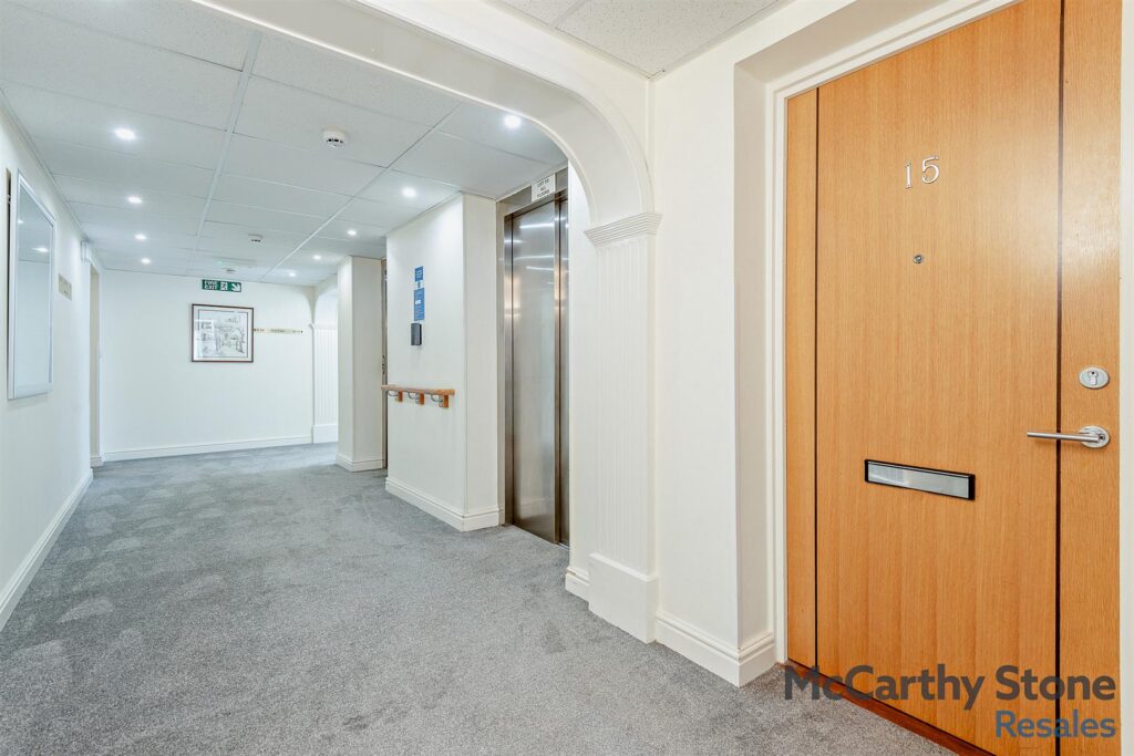 Cherrett Court, Ringwood Road, Ferndown