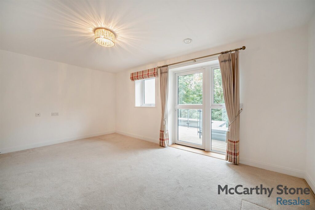345 Reading Road, Henley-On-Thames