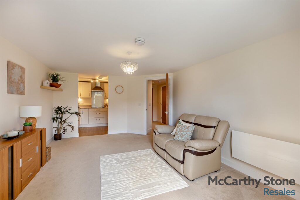 Queen Elizabeth Place, Orchard Lane, Alton