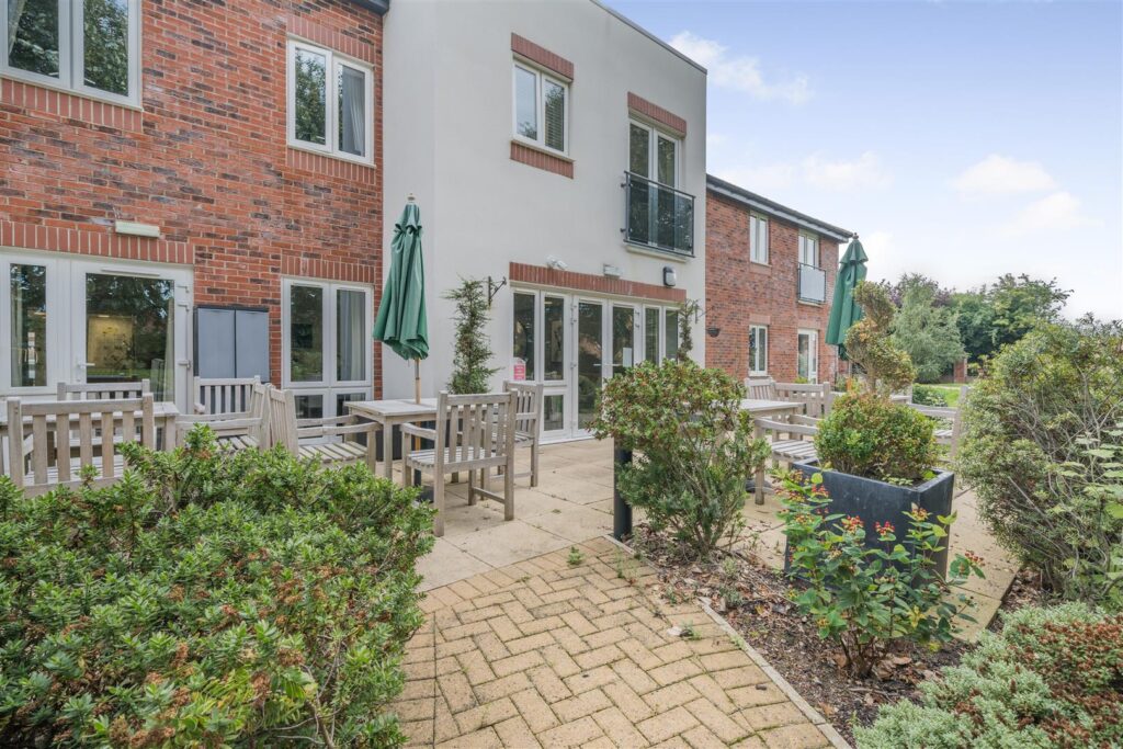 Burrstone Grange, Poachers Way, Thornton-Cleveleys