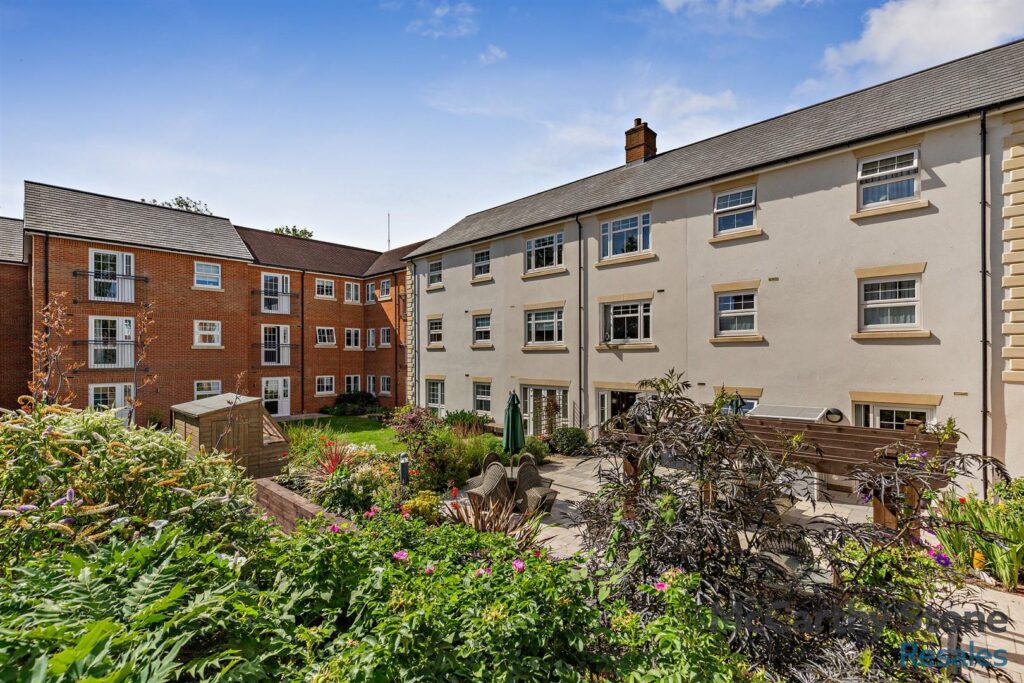 Queen Elizabeth Place, Orchard Lane, Alton