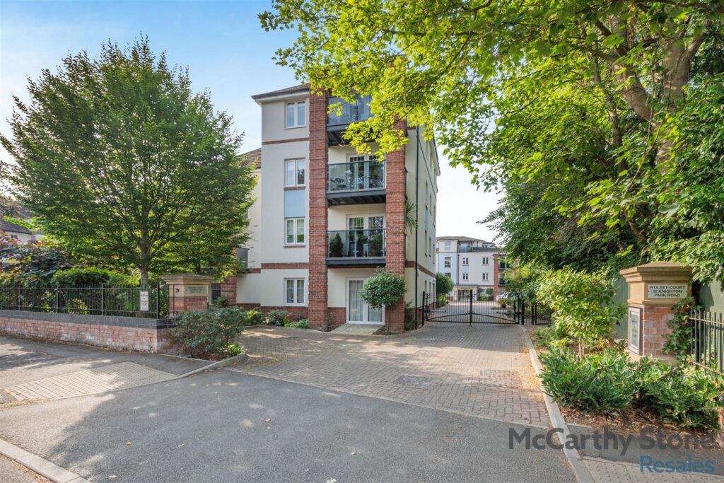 Wolsey Court, Knighton Park Road, Leicester