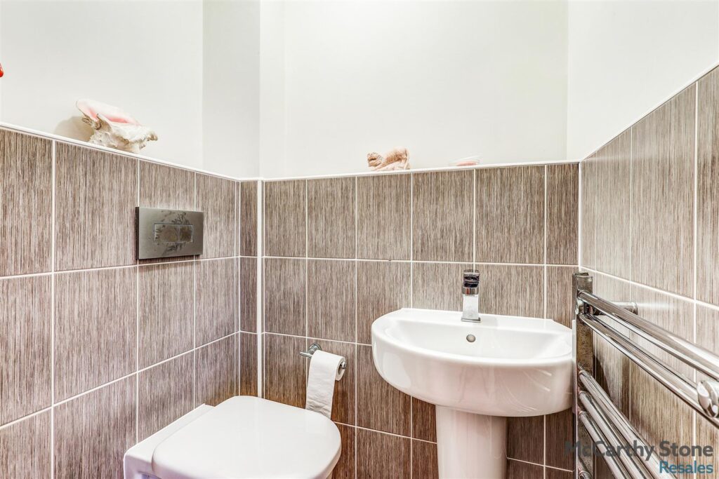 Wardington Court, Welford Road, Northampton, Northamptonshire, NN2 8FR