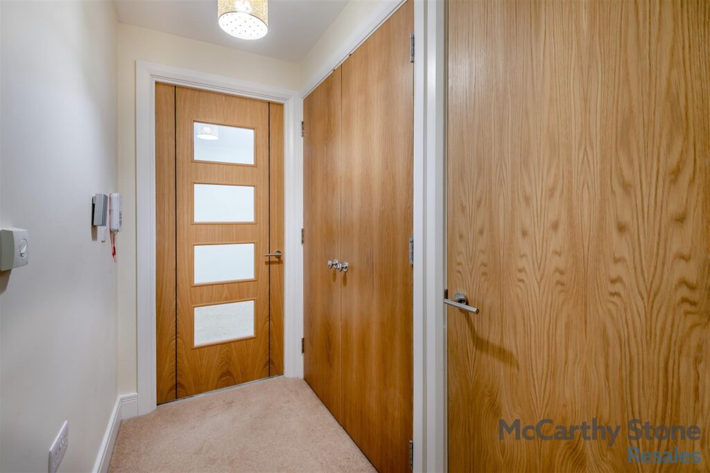 Wolsey Court, Knighton Park Road, Leicester