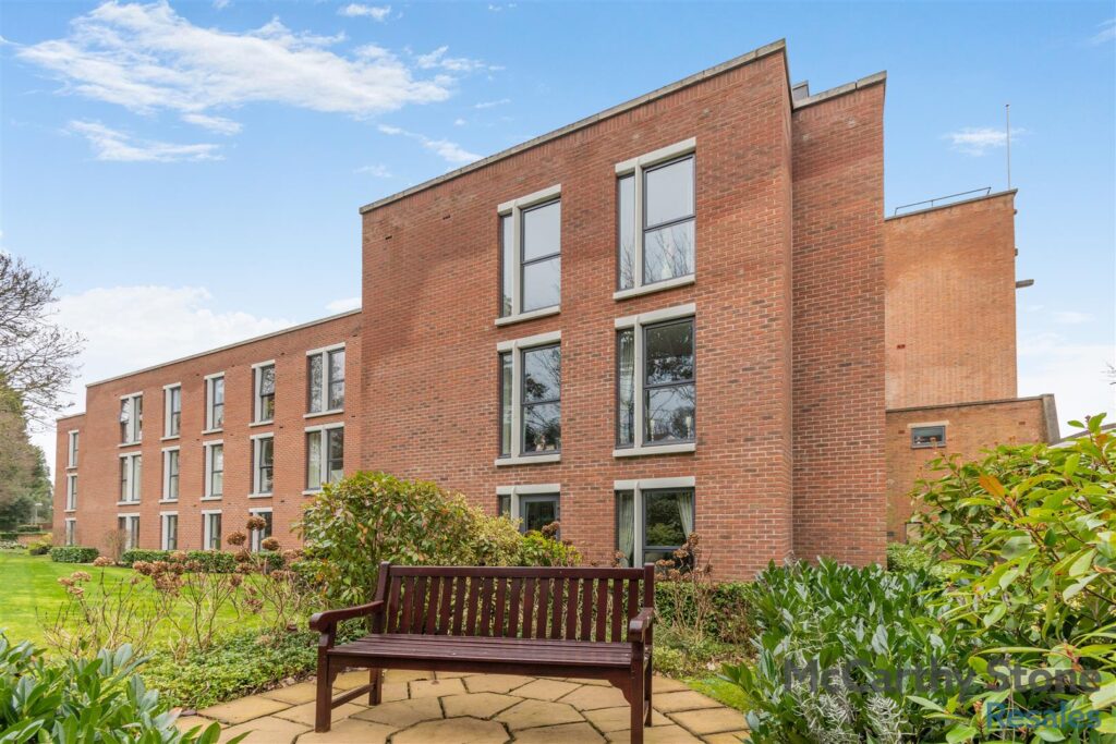 Glenhills Court, Little Glen Road, Glen Parva