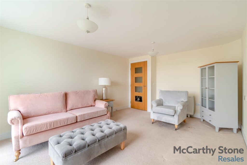 Glenhills Court, Little Glen Road, Glen Parva
