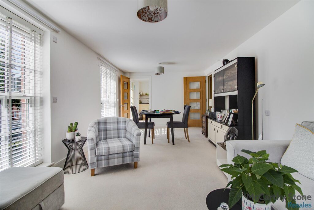 Peel Court, College Way, Welwyn Garden City, Hertfordshire, AL8 6DG