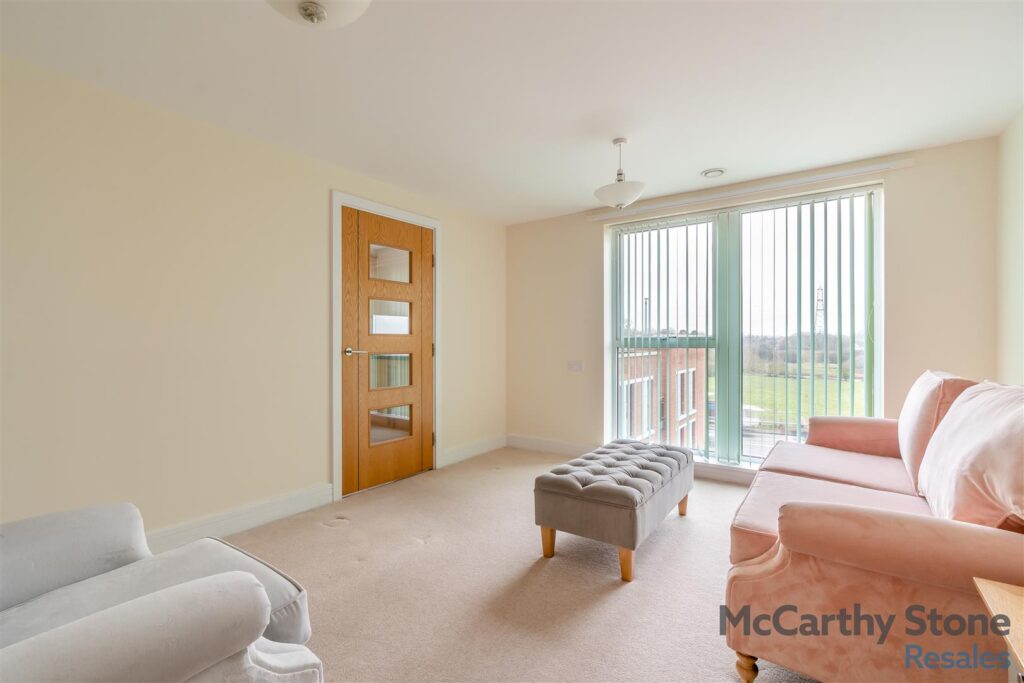 Glenhills Court, Little Glen Road, Glen Parva