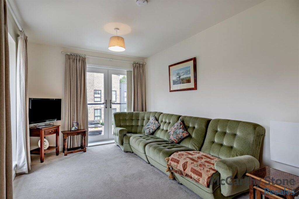 Norton Place, Icknield Way, Baldock SG7 5FH