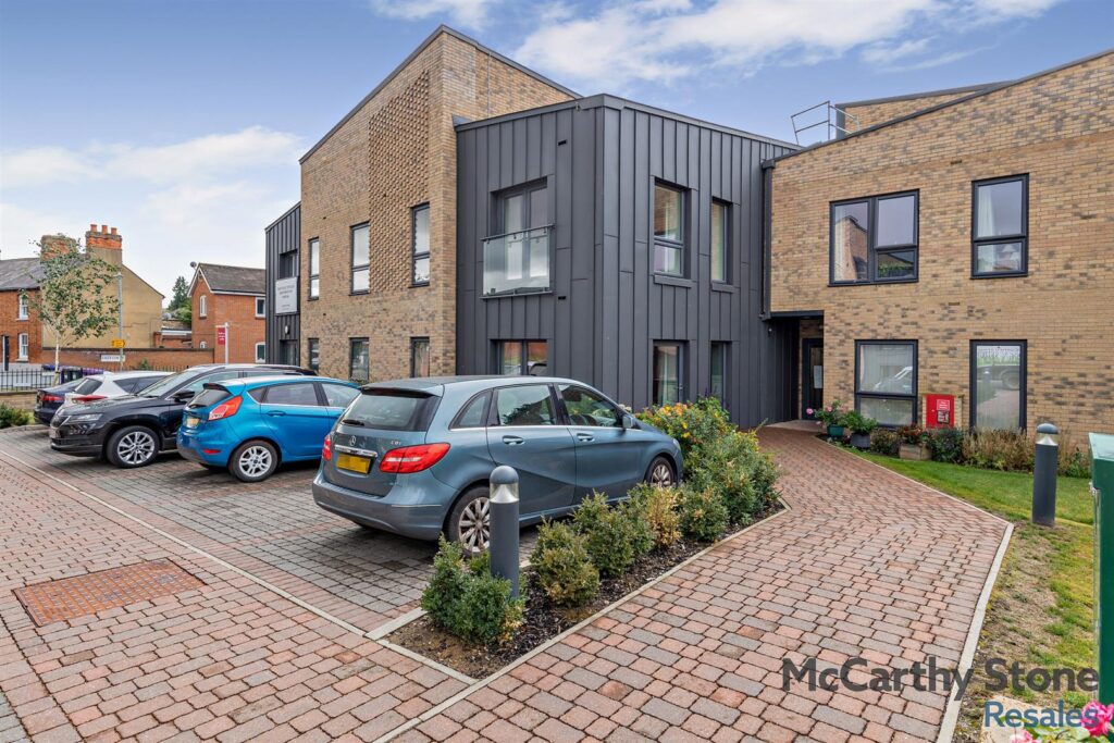 Norton Place, Icknield Way, Baldock SG7 5FH