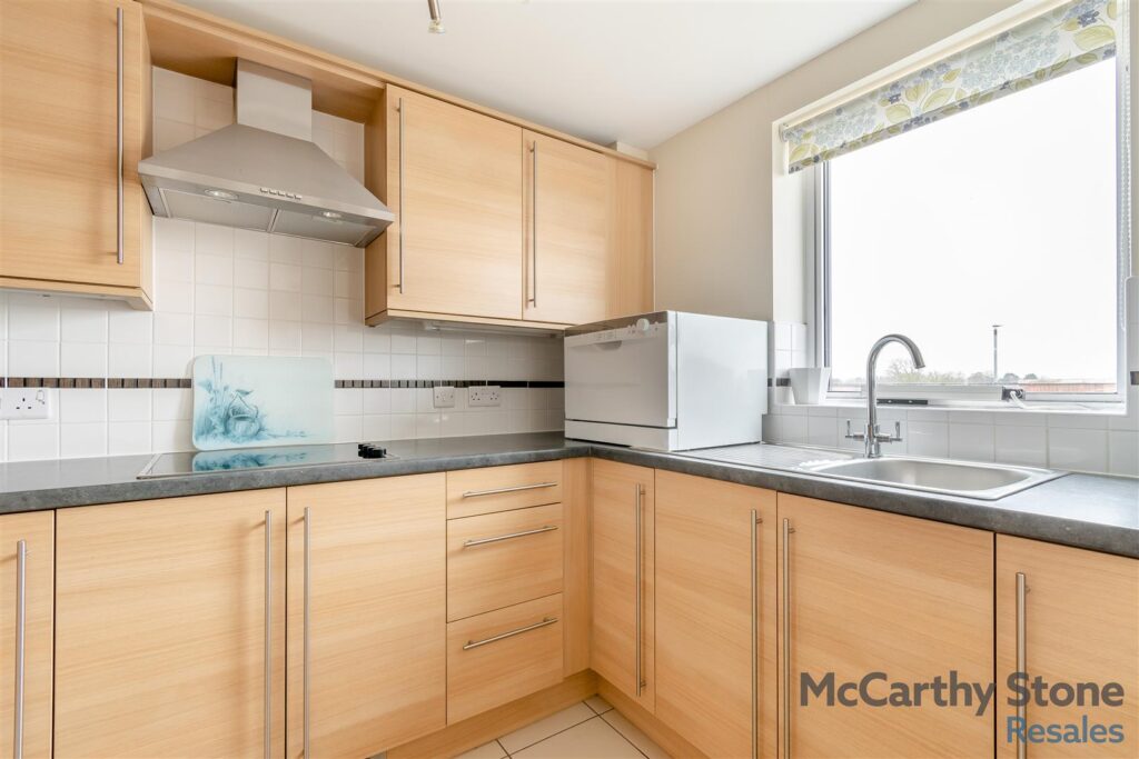 Glenhills Court, Little Glen Road, Glen Parva
