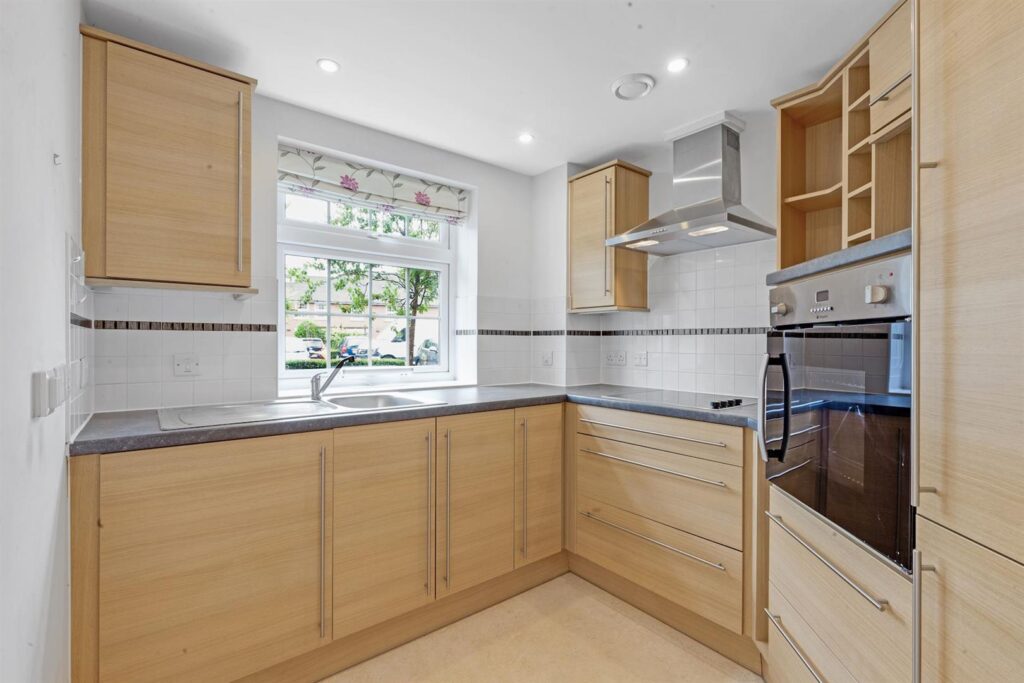 301 High Street, Ongar, CM5 9FD