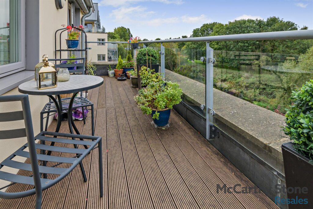 Bowles Court, Westmead Lane, Chippenham, Wiltshire, SN15 3GU
