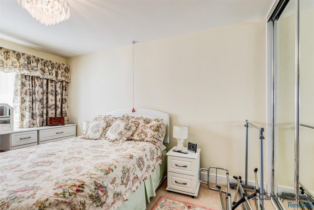 Wardington Court, Welford Road, Northampton, Northamptonshire, NN2 8FR
