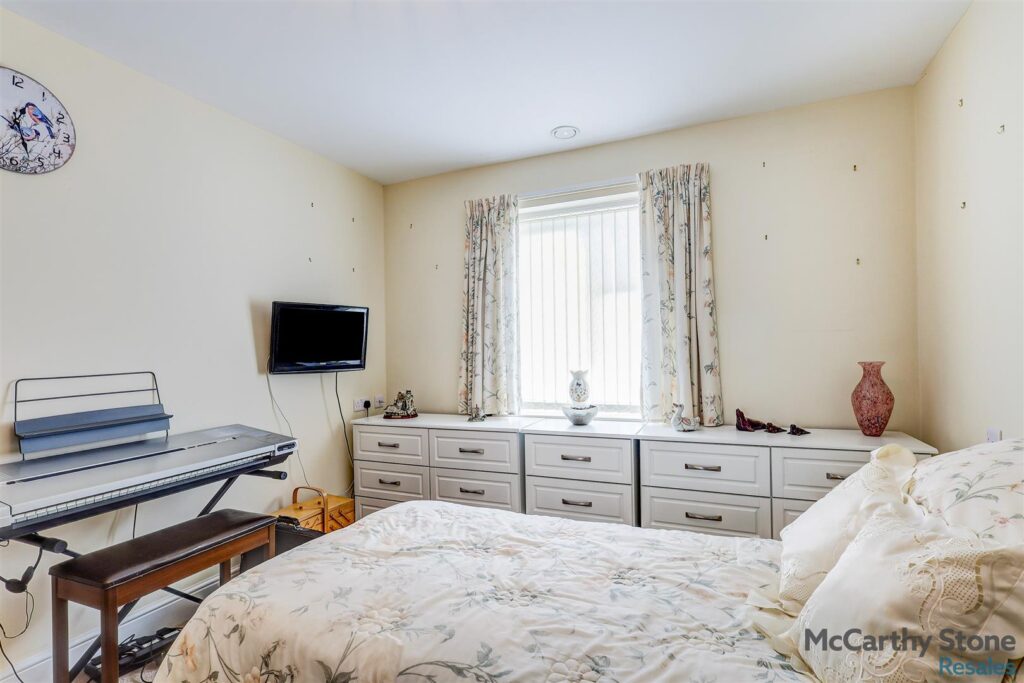 Wardington Court, Welford Road, Northampton, Northamptonshire, NN2 8FR