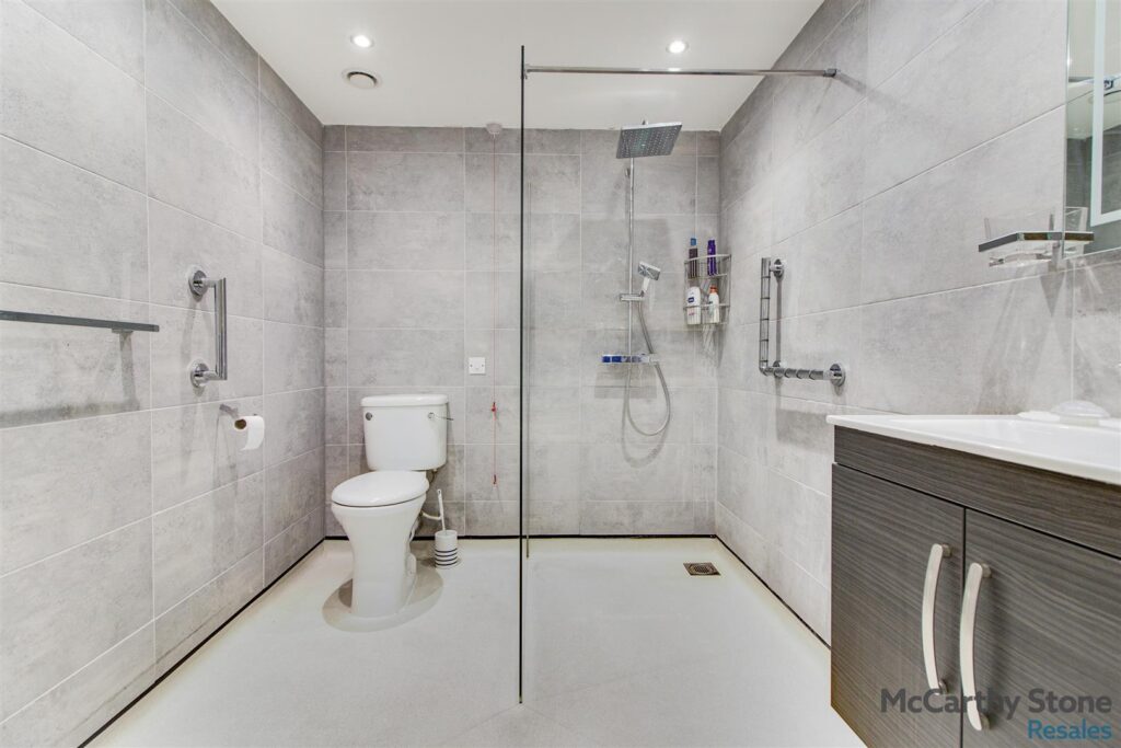 Peel Court, College Way, Welwyn Garden City, Hertfordshire, AL8 6DG